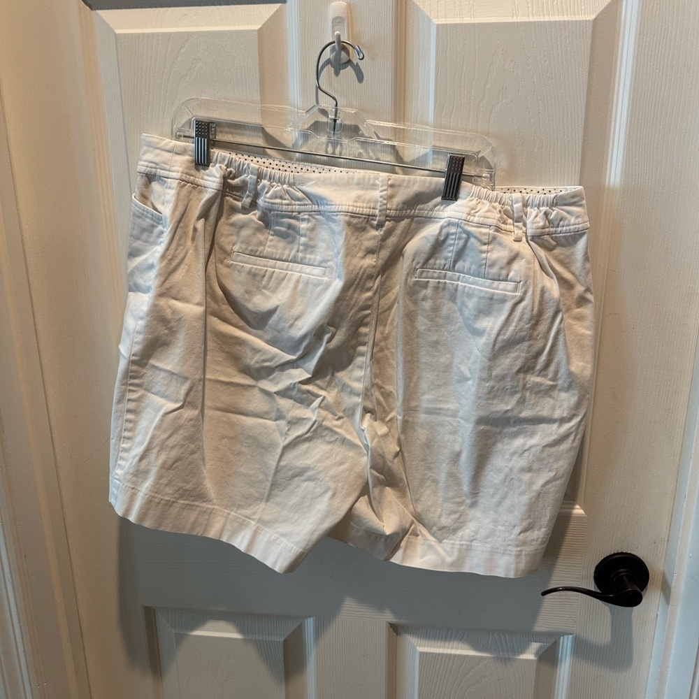 Talbots Women's White Perfect Shorts